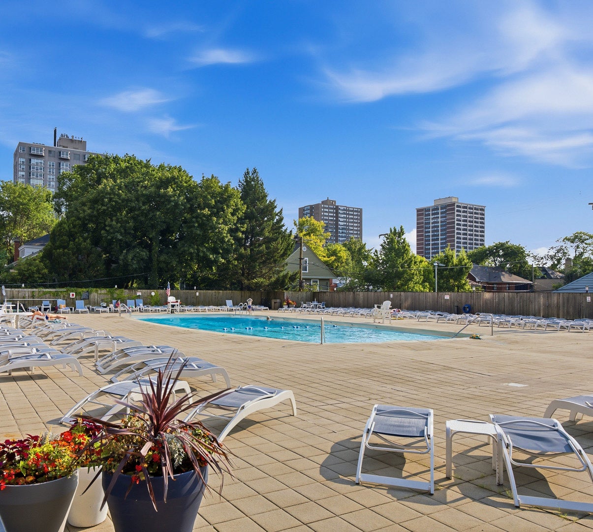4250 N Marine Drive 735