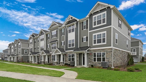 Photo of 291 Basin Court, St. Charles, IL 60174 (MLS # 12748071)