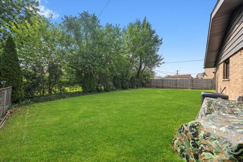 Tiny photo for 9201 Willow Lane, Bridgeview, IL 60455 (MLS # 12481859)