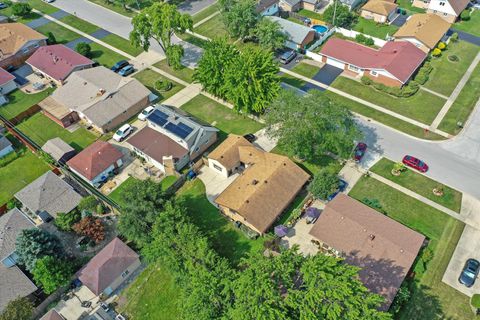 Tiny photo for 9201 Willow Lane, Bridgeview, IL 60455 (MLS # 12481859)