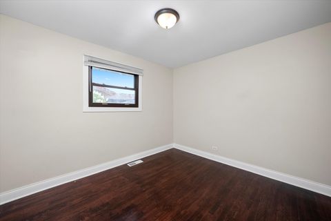 Tiny photo for 9201 Willow Lane, Bridgeview, IL 60455 (MLS # 12481859)