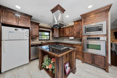 Tiny photo for 9201 Willow Lane, Bridgeview, IL 60455 (MLS # 12481859)