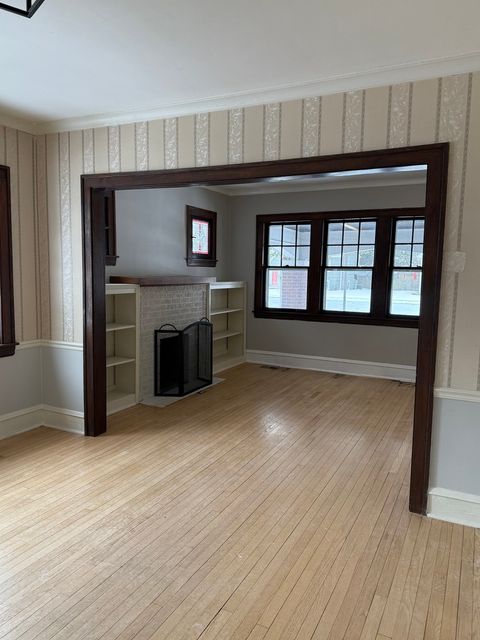 Tiny photo for 247 S Oakland Grove, Elmhurst, IL 60126 (MLS # 12558539)