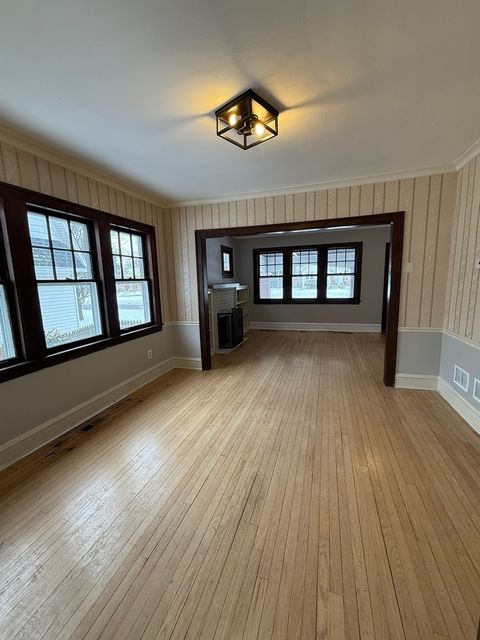 Tiny photo for 247 S Oakland Grove, Elmhurst, IL 60126 (MLS # 12558539)