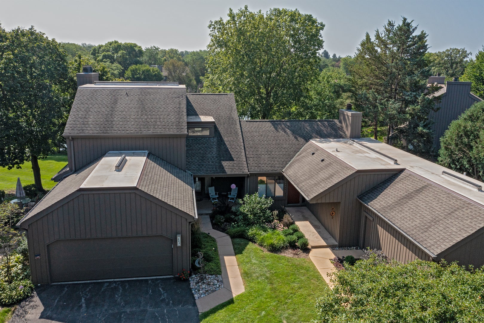 463 Woodview Road