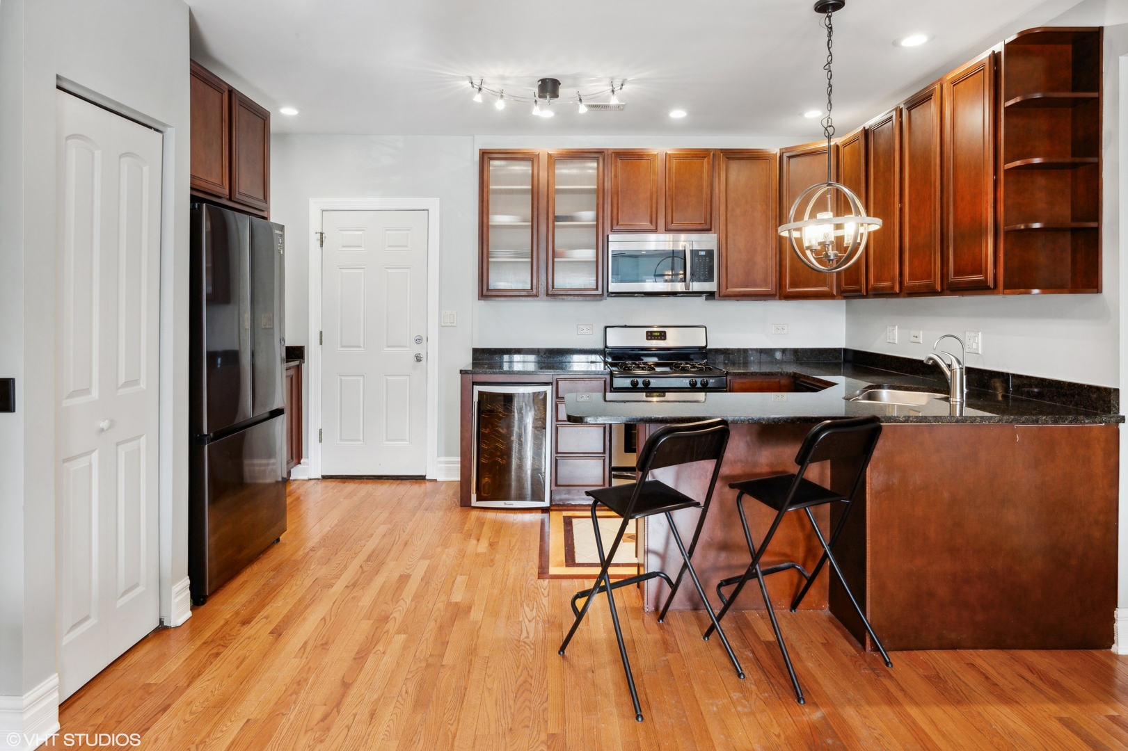 6301 N Richmond Street 2