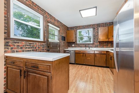Tiny photo for 16453 Harold Street, Oak Forest, IL 60452 (MLS # 12496053)