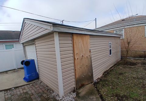 Tiny photo for 6704 W Forest Preserve Drive, Harwood Heights, IL 60706 (MLS # 12562724)