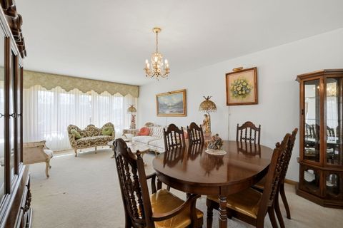 Tiny photo for 4917 N Oriole Avenue, Harwood Heights, IL 60706 (MLS # 12637144)
