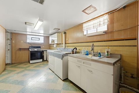 Tiny photo for 4917 N Oriole Avenue, Harwood Heights, IL 60706 (MLS # 12637144)