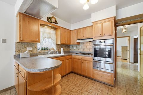 Tiny photo for 4917 N Oriole Avenue, Harwood Heights, IL 60706 (MLS # 12637144)