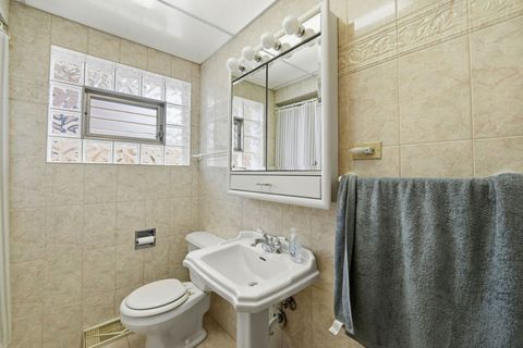Tiny photo for 4917 N Oriole Avenue, Harwood Heights, IL 60706 (MLS # 12637144)