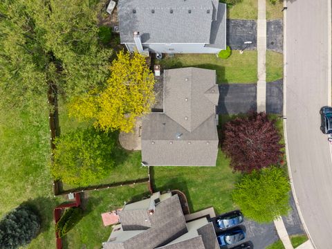 Tiny photo for 900 Chelsea Court, Aurora, IL 60504 (MLS # 12623459)