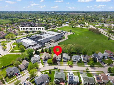 Tiny photo for 900 Chelsea Court, Aurora, IL 60504 (MLS # 12623459)