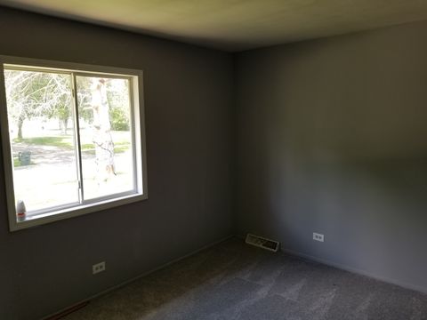 Tiny photo for 547 N Ridgemoor Avenue, Mundelein, IL 60060 (MLS # 12388197)