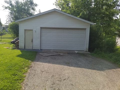 Tiny photo for 547 N Ridgemoor Avenue, Mundelein, IL 60060 (MLS # 12388197)