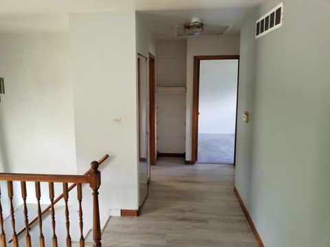 Tiny photo for 547 N Ridgemoor Avenue, Mundelein, IL 60060 (MLS # 12388197)