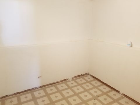 Tiny photo for 547 N Ridgemoor Avenue, Mundelein, IL 60060 (MLS # 12388197)