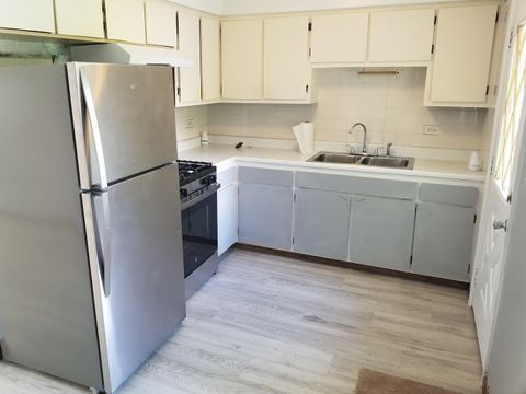 Tiny photo for 547 N Ridgemoor Avenue, Mundelein, IL 60060 (MLS # 12388197)