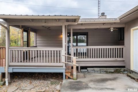 Tiny photo for 1718 RUSSELL Road, West Frankfort, IL 62896 (MLS # EB460465)