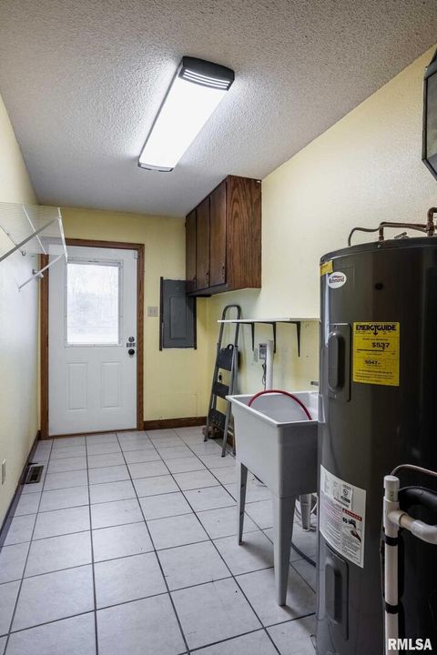 Tiny photo for 1718 RUSSELL Road, West Frankfort, IL 62896 (MLS # EB460465)