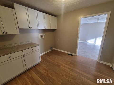 Tiny photo for 12152 E MEADOWS Drive, Mt Vernon, IL 62864 (MLS # EB459882)