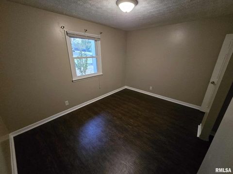 Tiny photo for 12152 E MEADOWS Drive, Mt Vernon, IL 62864 (MLS # EB459882)