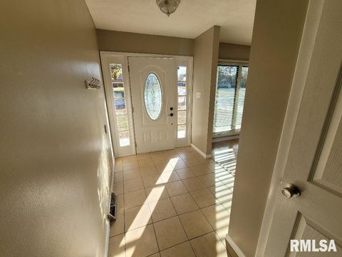 Tiny photo for 12152 E MEADOWS Drive, Mt Vernon, IL 62864 (MLS # EB459882)