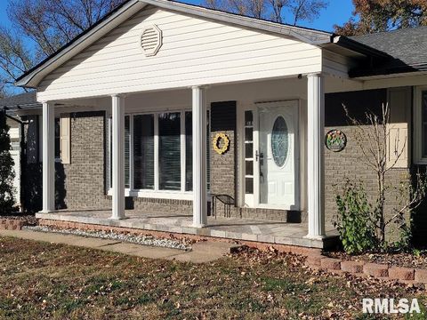 Tiny photo for 12152 E MEADOWS Drive, Mt Vernon, IL 62864 (MLS # EB459882)