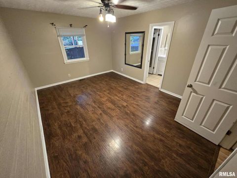 Tiny photo for 12152 E MEADOWS Drive, Mt Vernon, IL 62864 (MLS # EB459882)