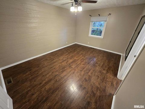 Tiny photo for 12152 E MEADOWS Drive, Mt Vernon, IL 62864 (MLS # EB459882)