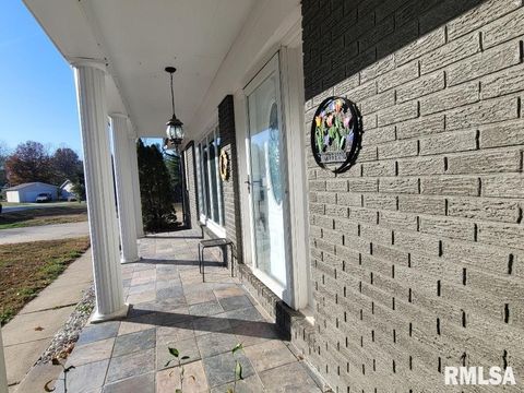 Tiny photo for 12152 E MEADOWS Drive, Mt Vernon, IL 62864 (MLS # EB459882)