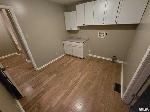 Tiny photo for 12152 E MEADOWS Drive, Mt Vernon, IL 62864 (MLS # EB459882)