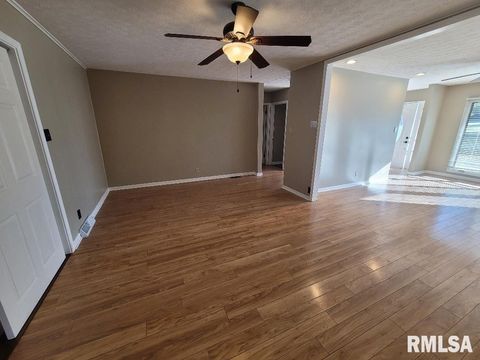 Tiny photo for 12152 E MEADOWS Drive, Mt Vernon, IL 62864 (MLS # EB459882)