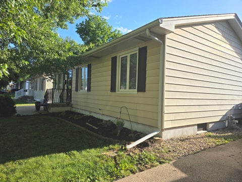 Tiny photo for 1919 Fairfield Drive, Springfield, IL 62702 (MLS # 12674037)