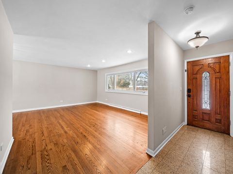 Tiny photo for 105 E ELAINE Circle, Prospect Heights, IL 60070 (MLS # 12561550)