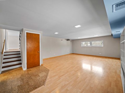 Tiny photo for 105 E ELAINE Circle, Prospect Heights, IL 60070 (MLS # 12561550)