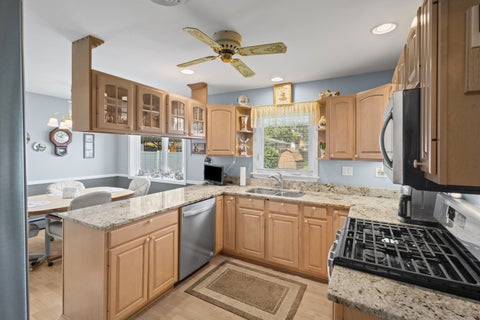 Tiny photo for 6250 W 127th Place, Palos Heights, IL 60463 (MLS # 12746852)