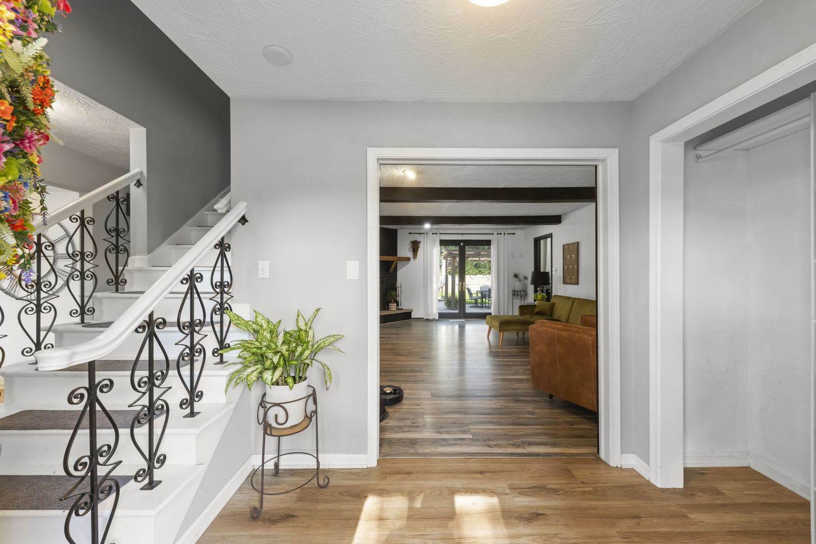 207 Meadow Wood Drive