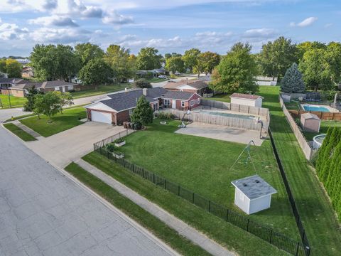 Tiny photo for 398 S Elm Street, Manteno, IL 60950 (MLS # 12481475)