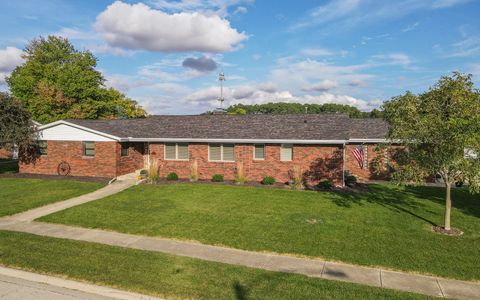Photo of 398 S Elm Street, Manteno, IL 60950 (MLS # 12481475)