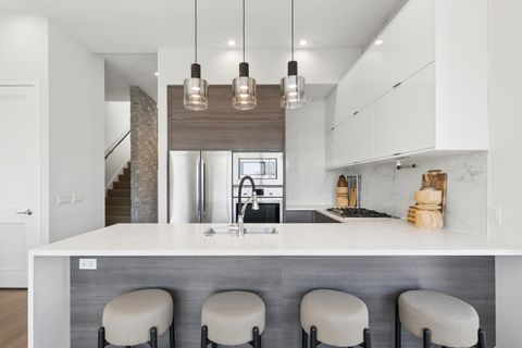 Tiny photo for 2430 W Moffat Street #3, Chicago, IL 60647 (MLS # 12625713)