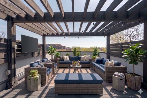 Tiny photo for 2430 W Moffat Street #3, Chicago, IL 60647 (MLS # 12625713)