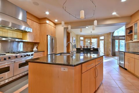 Tiny photo for 45 Founders Pointe North Drive, Bloomingdale, IL 60108 (MLS # 12514343)