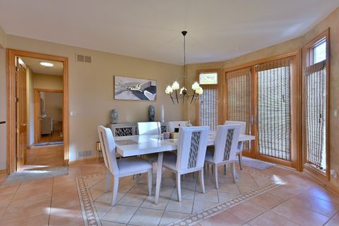 Tiny photo for 45 Founders Pointe North Drive, Bloomingdale, IL 60108 (MLS # 12514343)