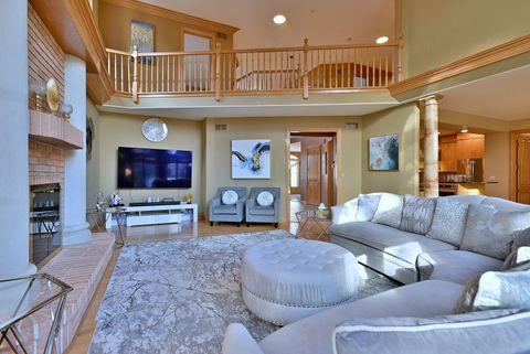 Tiny photo for 45 Founders Pointe North Drive, Bloomingdale, IL 60108 (MLS # 12514343)