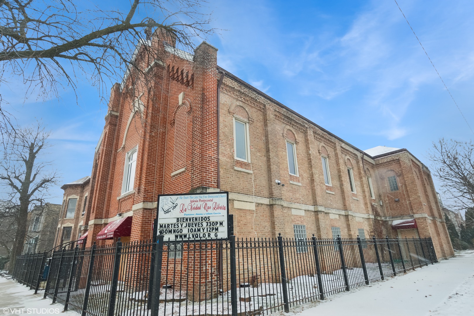 3334 S Paulina Street