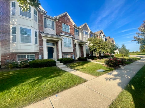 Tiny photo for 1736 Persimmon Street, Hanover Park, IL 60133 (MLS # 12756782)