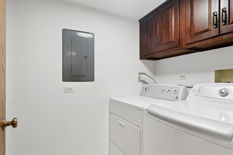 Tiny photo for 7201 N Lincoln Avenue #315, Lincolnwood, IL 60712 (MLS # 12786214)