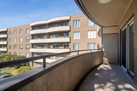 Tiny photo for 7201 N Lincoln Avenue #315, Lincolnwood, IL 60712 (MLS # 12786214)